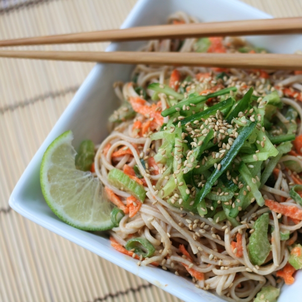 Cold Vegan Soba Noodles with Peanut Sauce