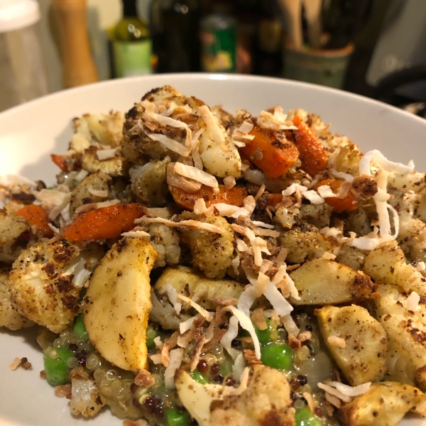 Curried Quinoa Veggie Bowl