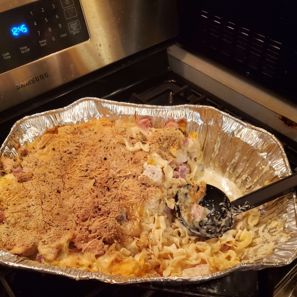 Creamy Chicken Cordon Bleu Casserole