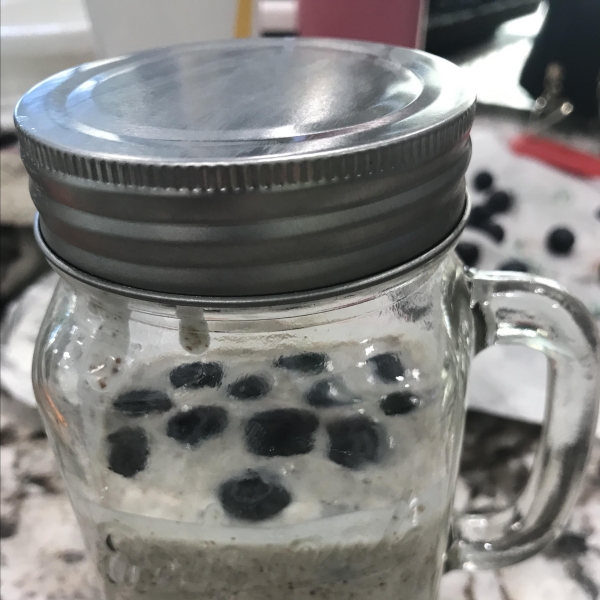 Overnight Oats with Blueberries