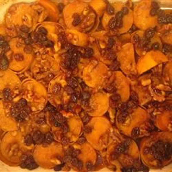 Baked Sweet Potatoes with Raisins and Pecans