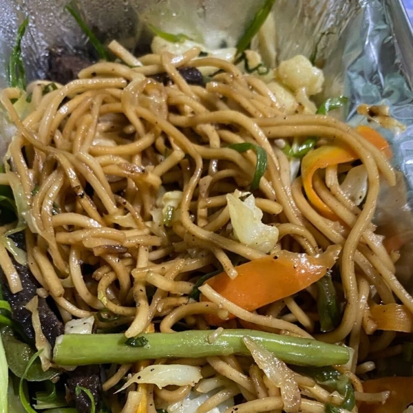 Chicken Chow Mein (West Indian Style)