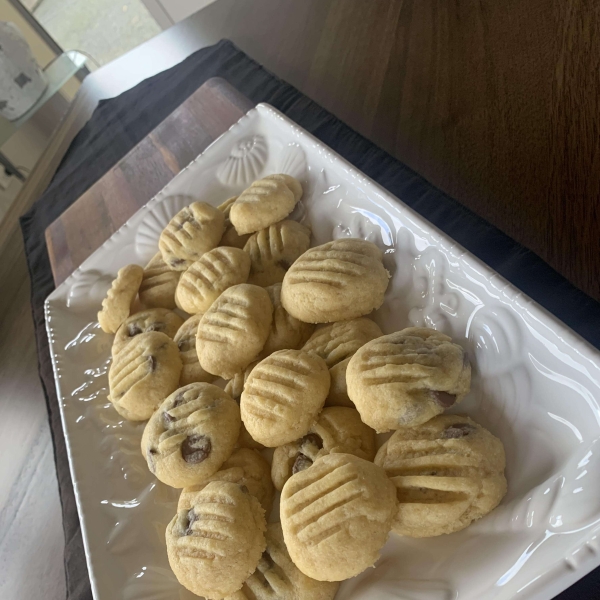 Chocolate Chip Shortbread Cookies