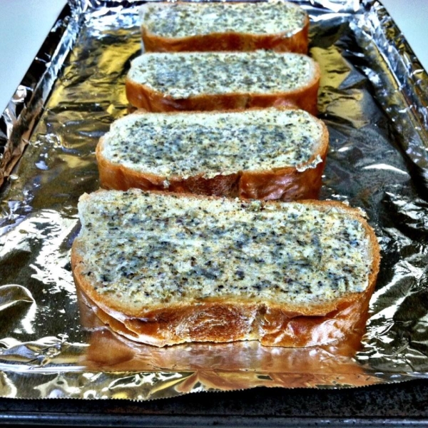 Quick and Easy Savory Garlic Spread