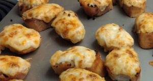 Cheese Onion Garlic Bread