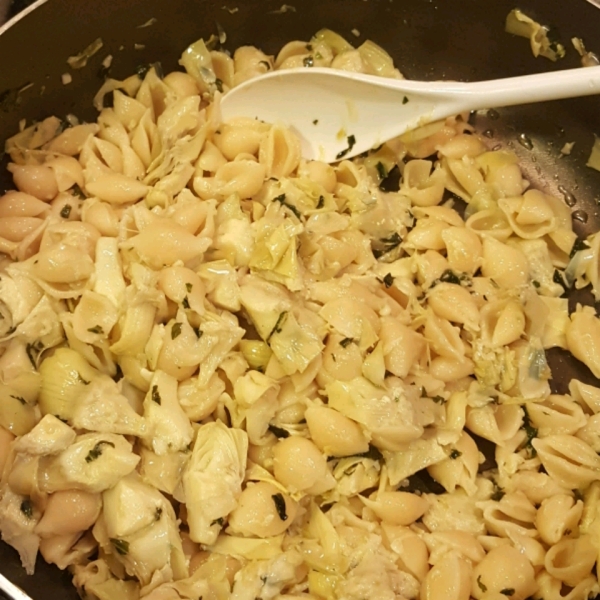 Artichokes in a Garlic and Olive Oil Sauce