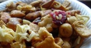 Cinnamon Snack Mix