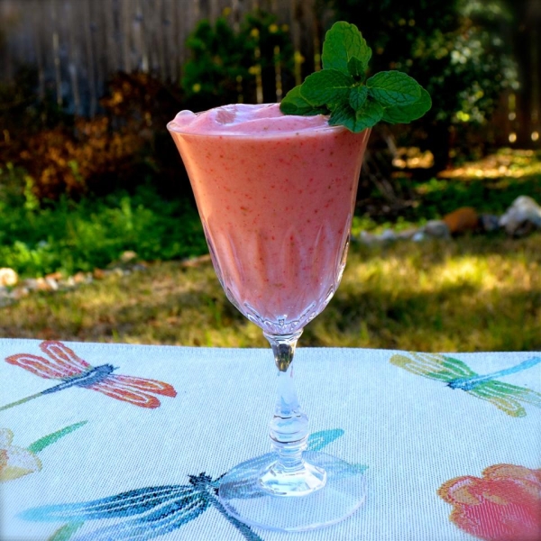 Strawberry Mango Super Smoothie