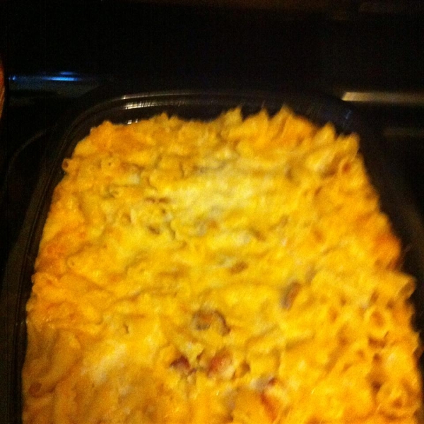 White Cheddar Macaroni with Bacon and Thyme