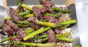 Grilled Asparagus Steak Bundles