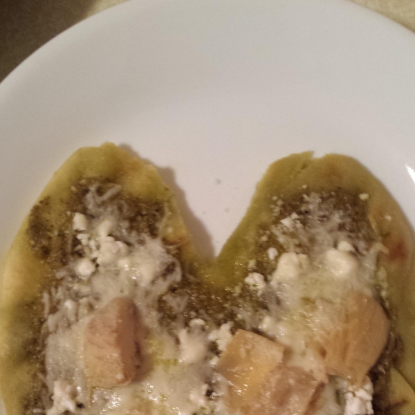Artichoke, Pesto, and Garlic Naan Bread Pizza