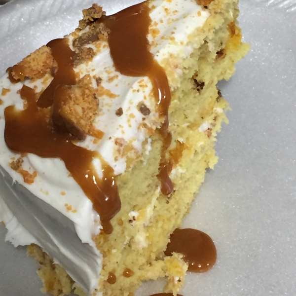 Butterfinger Banana Cake