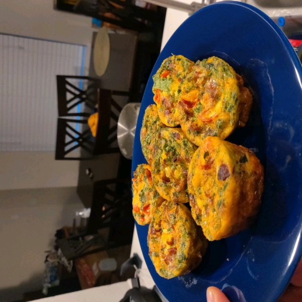 Cheesy Bacon Lettuce Tomato Egg Bites