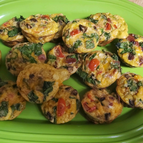 Cheesy Bacon Lettuce Tomato Egg Bites