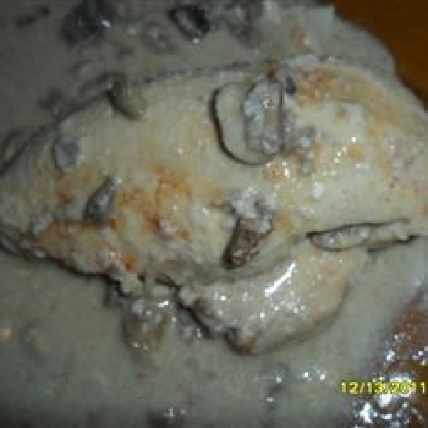 Slow Cooker Chicken Parisienne