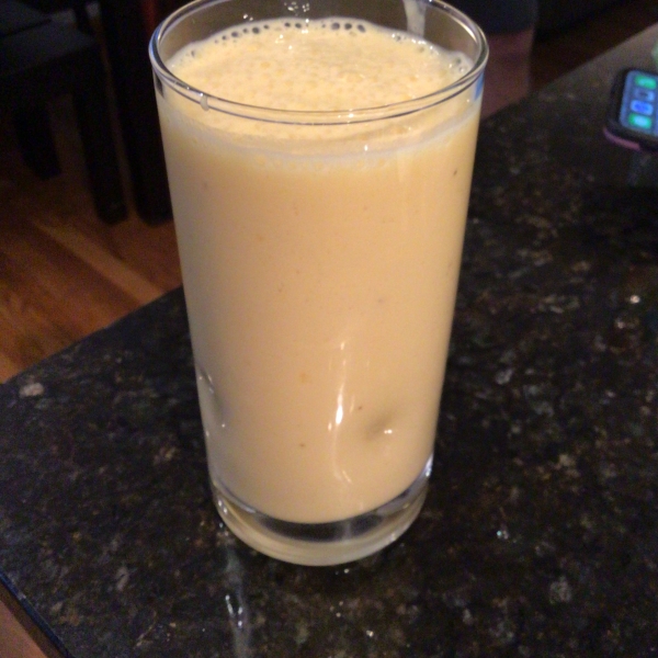 Mango-Banana Smoothie