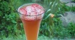 Juicy Fruit Punch with Champagne