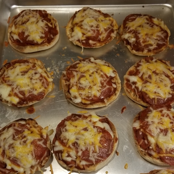Fast English Muffin Pizzas