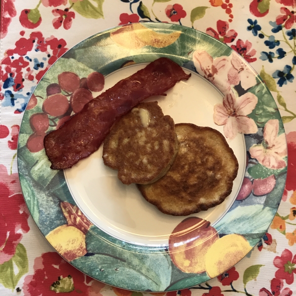 Delicious Low-Carb Almond Flour Pancakes