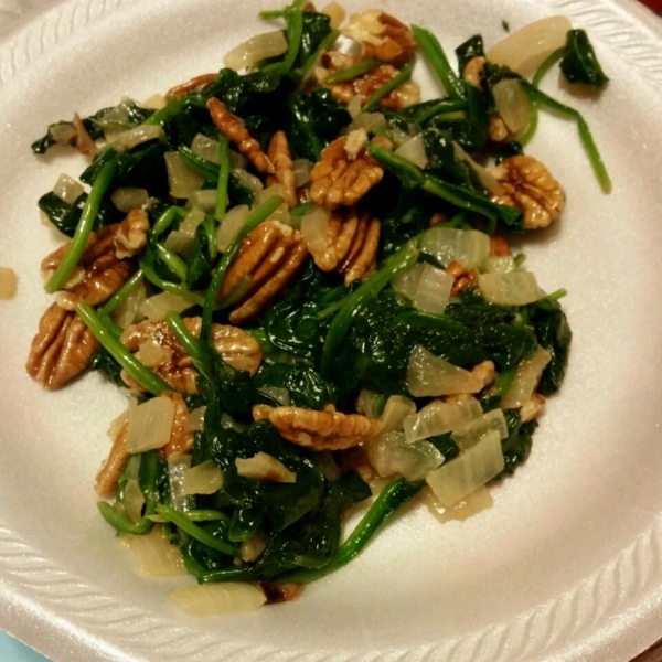 Spinach with Pecans