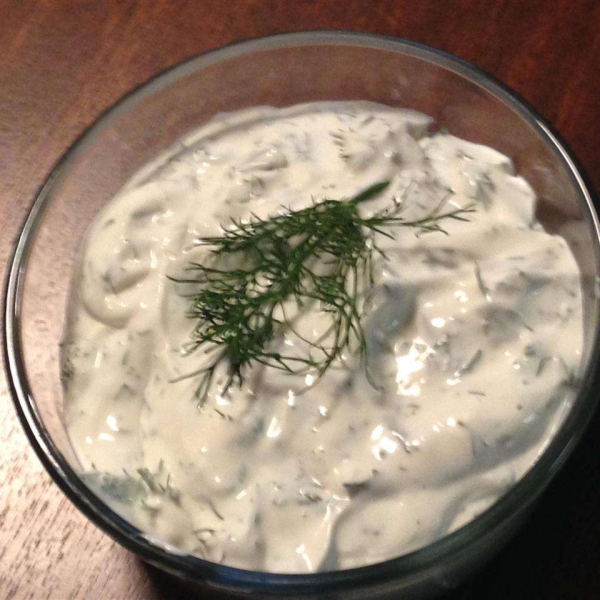 Creamy Dill Dipping Sauce