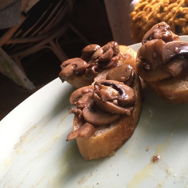 Sauteed Mushrooms in Garlic
