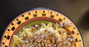 Middle Eastern Pasta With Yogurt and Pine Nuts