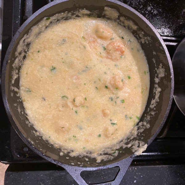 Momma's Shrimp and Cheese Grits