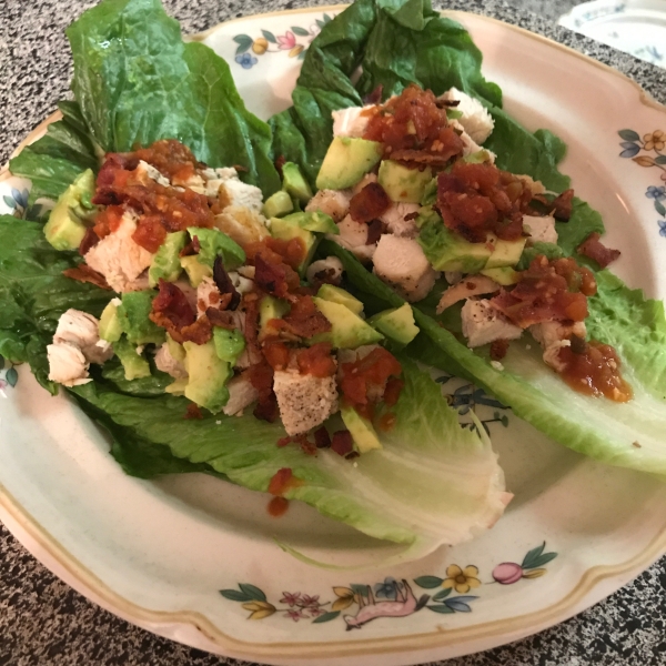 Avocado Chicken Lettuce Wraps