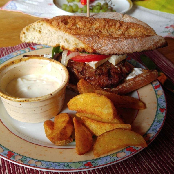 Mediterranean Lamb Burgers