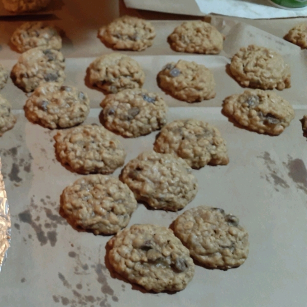 Chocolate Chip Granola Cookies