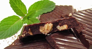 Homemade Melt-In-Your-Mouth Dark Chocolate