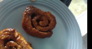Gooey Caramel Cinnamon Rolls