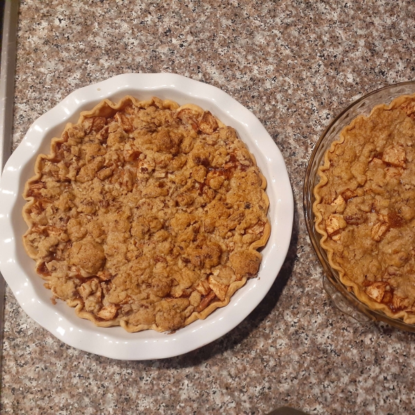 Apple Streusel Pie