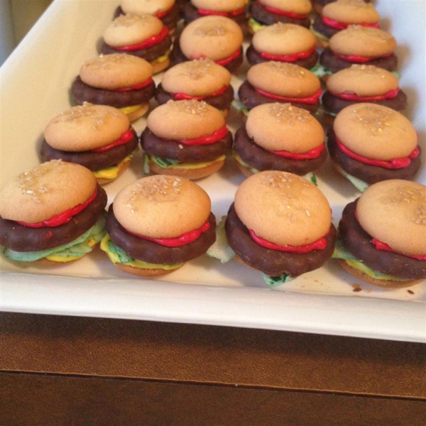 No Bake Deluxe Hamburger Cookies