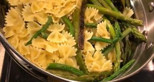 Pasta Shells with Portobello Mushrooms and Asparagus in Boursin Sauce