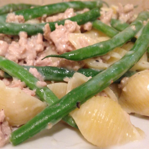 Pasta Shells with Portobello Mushrooms and Asparagus in Boursin Sauce