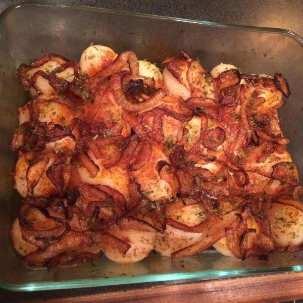 Brilliant Potatoes With Paprika and Caramelized Onions