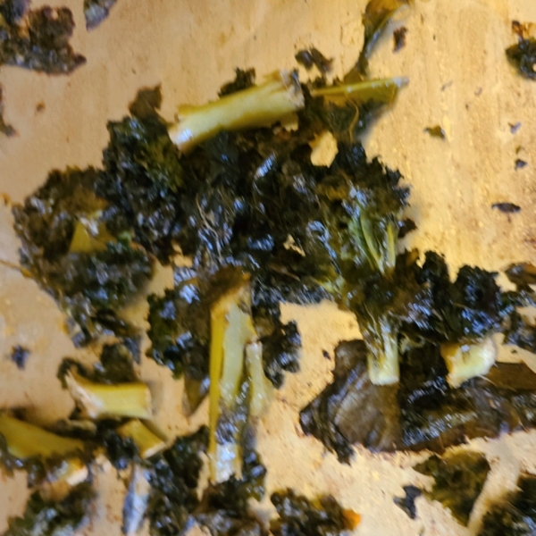 Sriracha-Lime Kale Chips