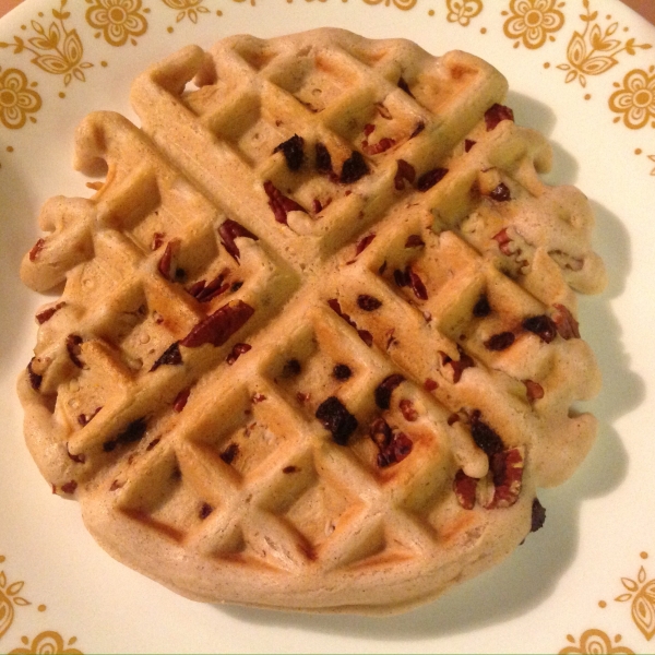 Vegan Cinnamon Waffles