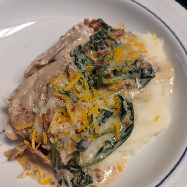 Instant Pot Bacon-Ranch Chicken Thighs