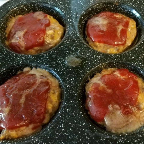 Michelle's Marvelous Mini Meatloaves