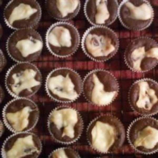 Easy Black Bottom Cupcakes