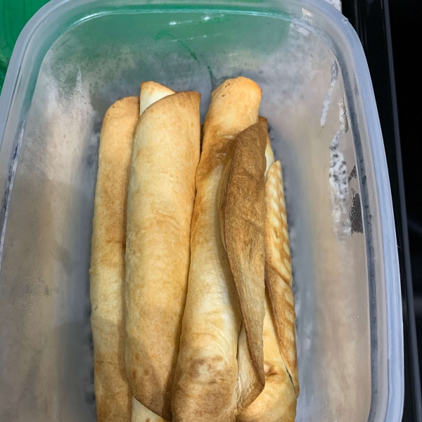 Air Fryer Chicken Taquitos