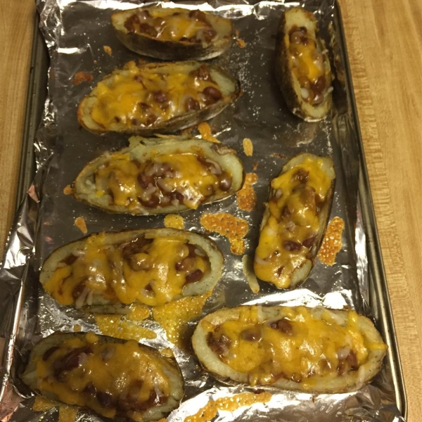 Super Loaded Chili Potato Skins