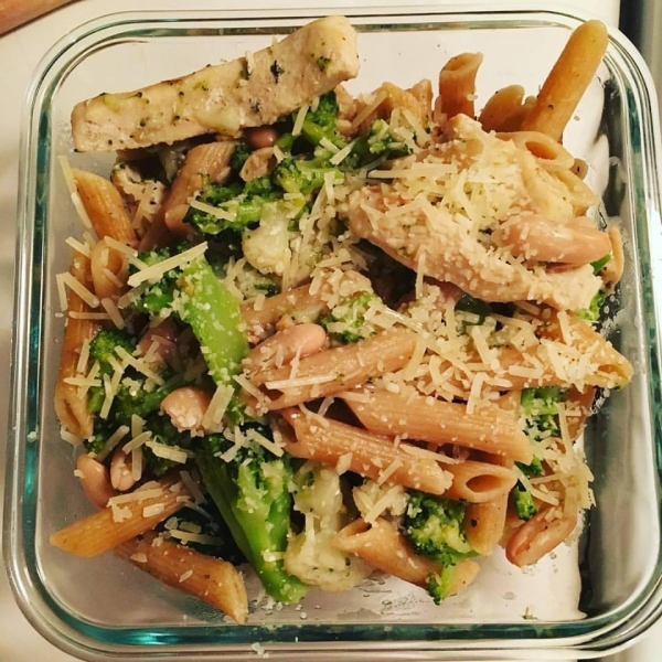 Whole-Family Pasta with Broccoli and Cauliflower