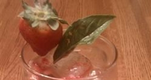 Strawberry Basil Lemonade