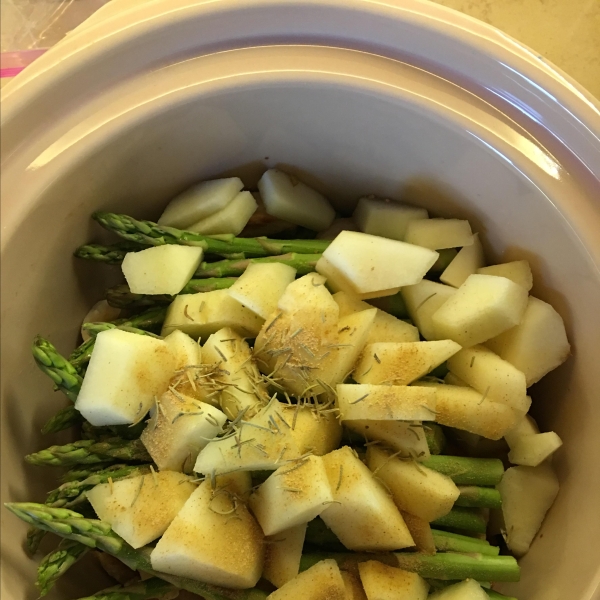 Balsamic Pear, Chicken, and Asparagus