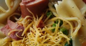 Bow-Tie Pasta with Sausage, Peas, and Mushrooms