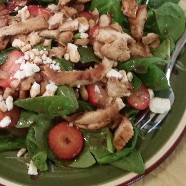 Spring Strawberry Salad with Chicken